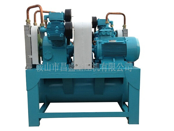 ★全無(wú)油空壓機(jī)★‘小心駛得萬(wàn)年船’。